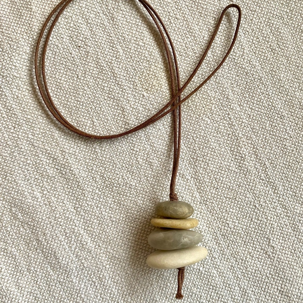 Tan and Cream Stacked Stone Necklace - Picture 2 of 3